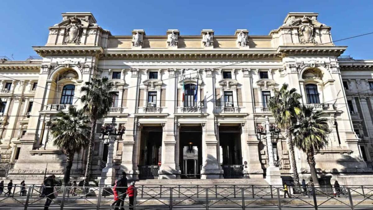 Assegnazioni Provvisorie 2024: alle 12:00 incontro al MiM, in discussione la questione neoassunti GPS Sostegno - La sede del MiM in Viale Trastevere a Roma