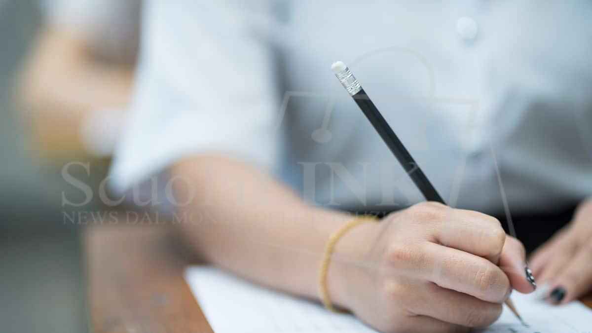 Caro Università, costi da capogiro per i fuori sede: lo studio di Skuola.net - Test preselettivo