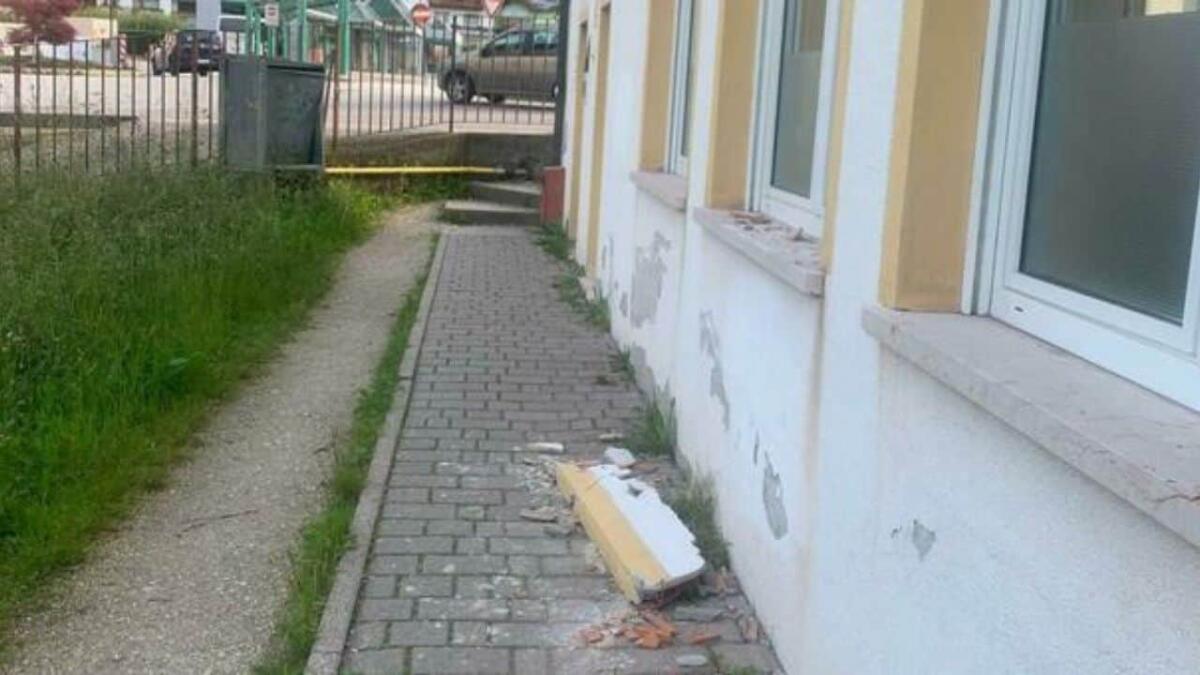 Sicurezza degli edifici scolastici: pronti quasi 4 miliardi dal PNRR per riqualificare 2mila scuole - Sicurezza, crolli ed edifici scolastici in pericolo