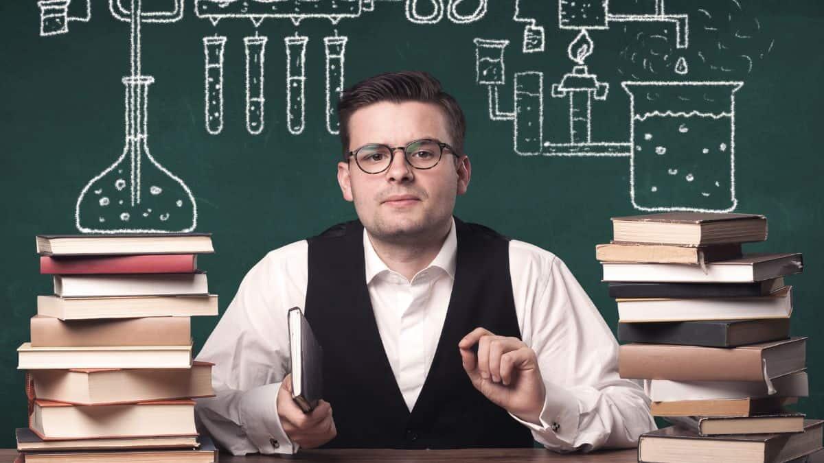 Rientro in classe per 7 milioni di studenti, Anief: 250mila supplenti da nominare con le graduatorie esaurite - Rientro in classe con molti supplenti in cattedra