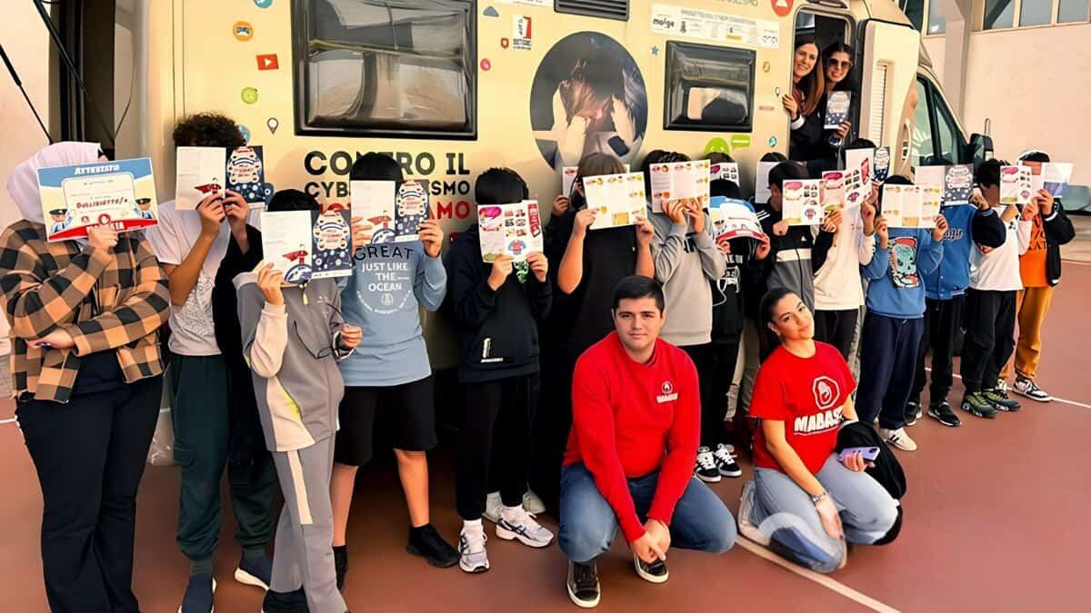 Prevenzione del bullismo e cyberbullismo: una giornata di formazione per gli studenti del 'Quinto Ennio – Battisti' di Lecce - Prevenzione del bullismo e cyberbullismo