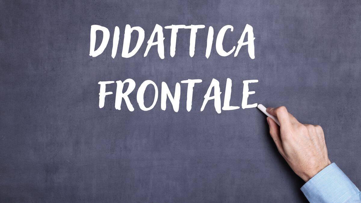 Didattica frontale ancora dominante: il 70% dei docenti la utilizza nella scuola italiana oggi - Didattica frontale
