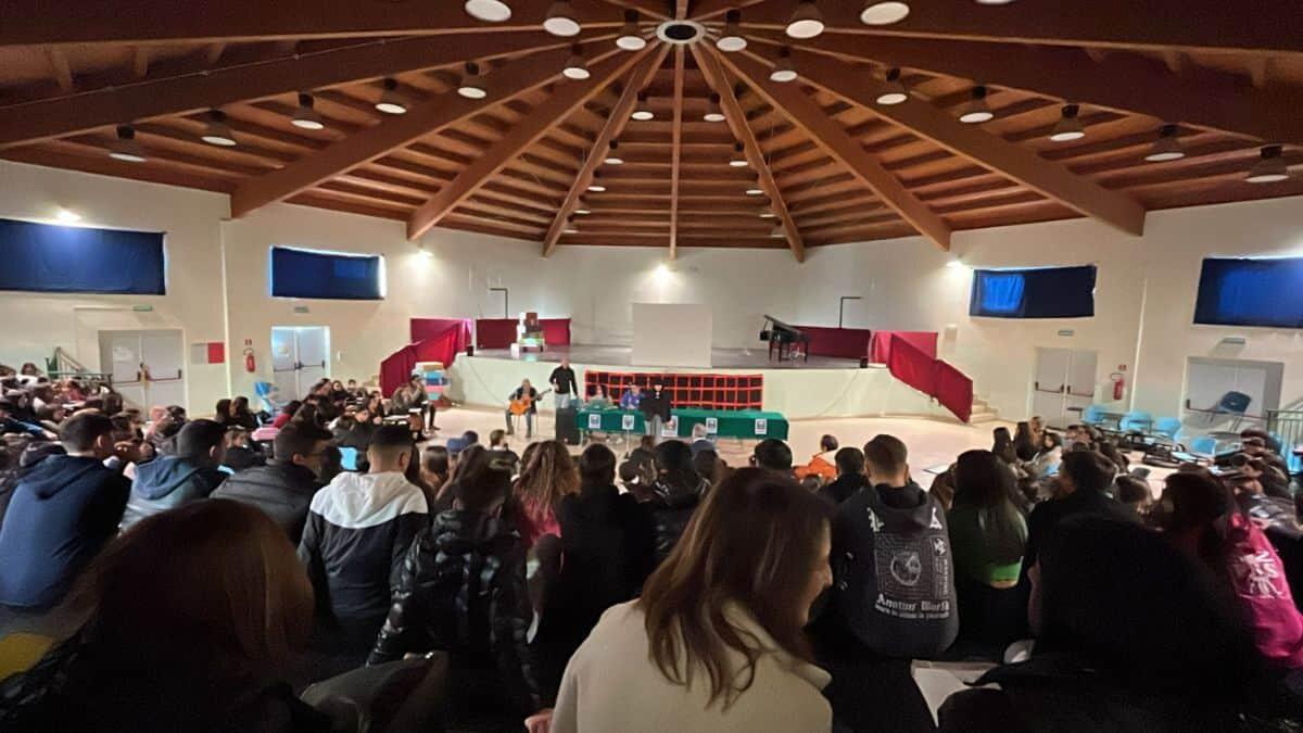 Solidarietà e inclusività, ecco il progetto “Ogni parola è un incantesimo”: comunicato CNDDU - Progetto sulla solidarietà