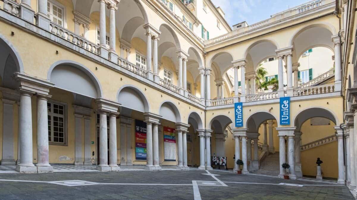 Università di Genova, il caso del Rettore: 'chiede' di quadruplicarsi lo stipendio con il risparmio delle bollette - Università di Genova