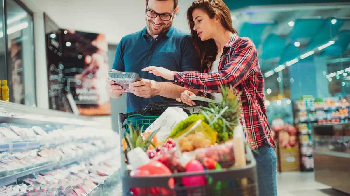 Bonus 200 euro Dicembre 2024: chi lo riceverà e come funziona - bonus spesa