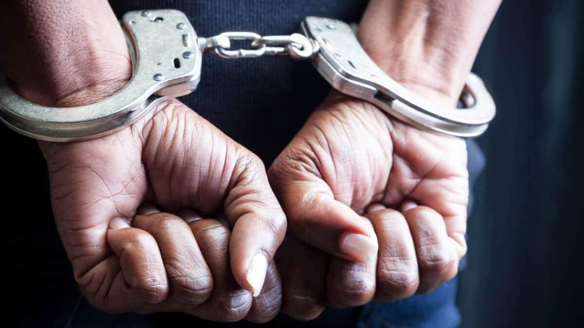 Aggressione contro il personale scolastico: Valditara propone l’arresto in flagranza di reato - Arresto in flagranza di reato
