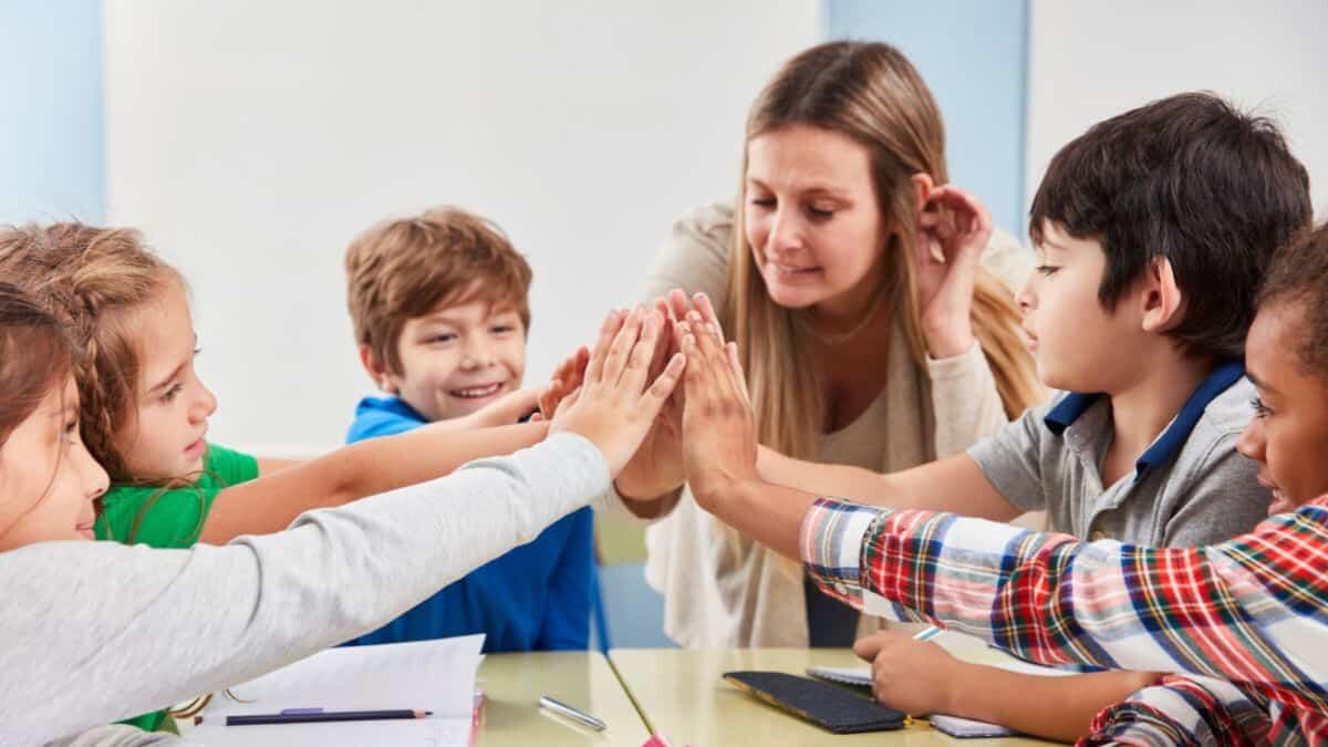 L'apprendimento cooperativo: strategie efficaci per una scuola più inclusiva e partecipativa - Apprendimento cooperativo