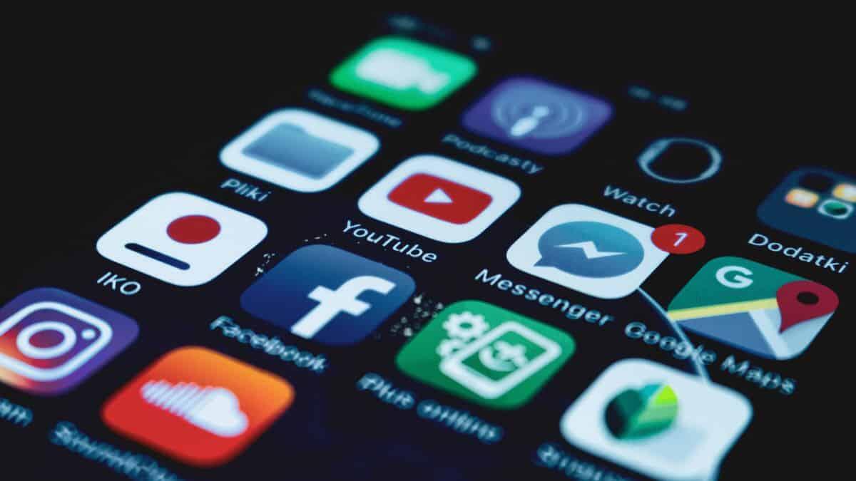 San Marino multa TikTok e Facebook per violazioni sui minori: sanzioni fino a 3,5 milioni di euro - tik toc e facebook