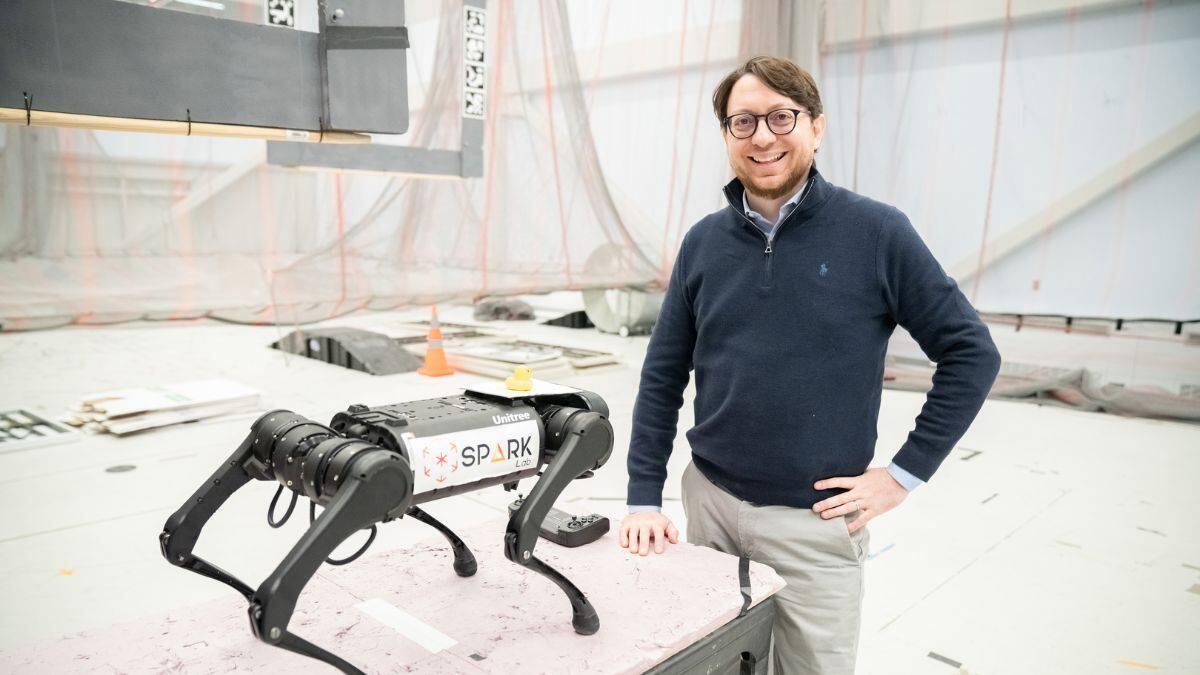 Chi è Luca Carlone, lo scienziato italiano del MIT che umanizza i robot - Luca Carlone Scienziato italiano al MIT