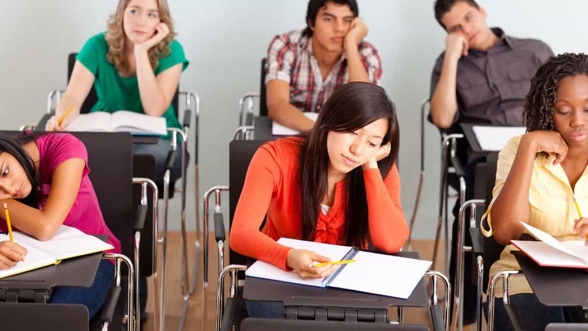Trasformare la negatività in classe: strategie per un ambiente educativo positivo - Negatività in classe