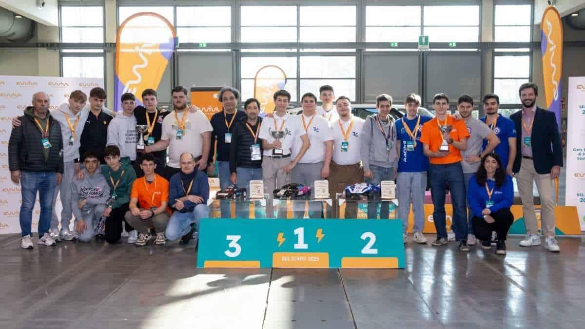 Ewiva: IIS Vallauri vince la gara nazionale di mobilità sostenibile 2025 - Ewiva