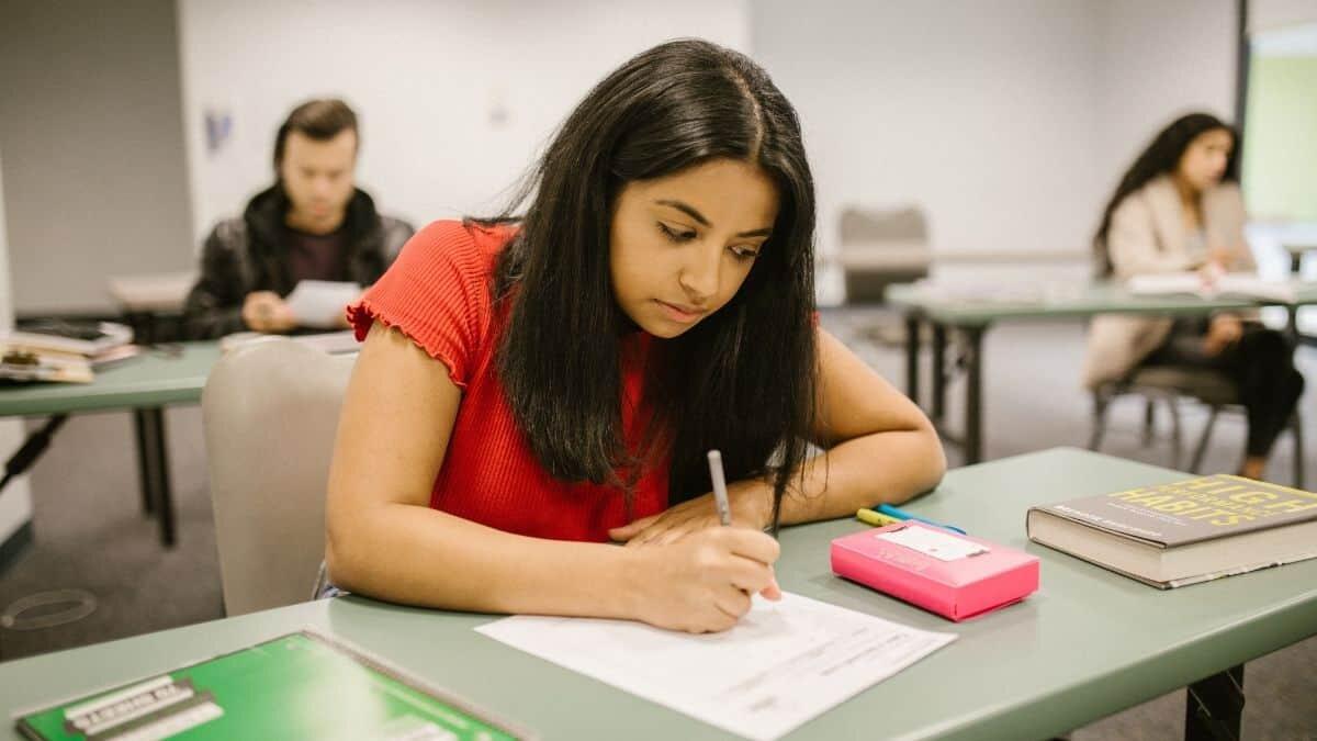 Valle d’Aosta: aperte le candidature per commissari esterni agli esami di Stato 2025 - Esami di Maturità 2025