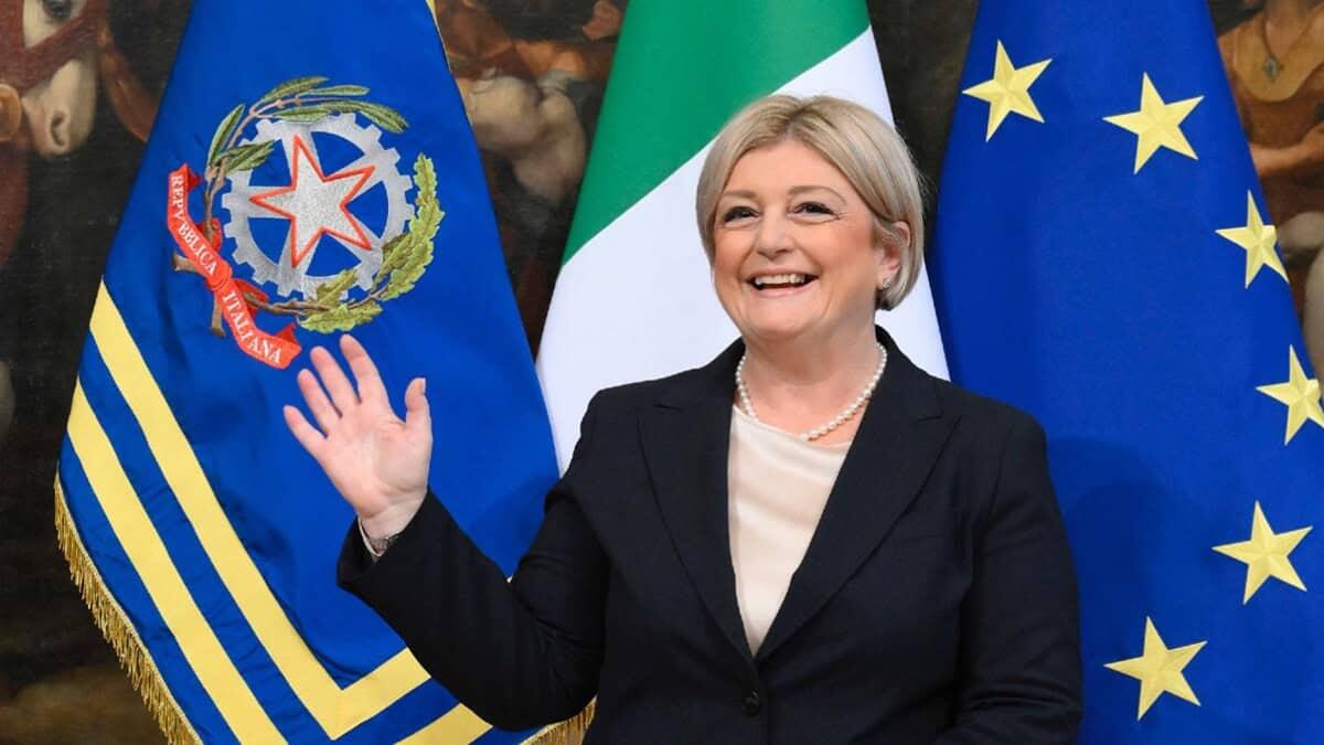 Laurea ministra Calderone, Lei: 'Titoli regolari, valuto azioni legali', Procura di Roma avvia indagine - #image_title
