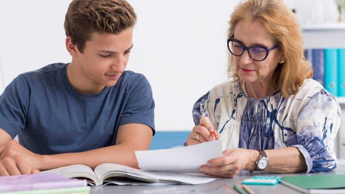 Lezioni private: risorsa preziosa o sintomo di una scuola che non funziona? - Lezioni private