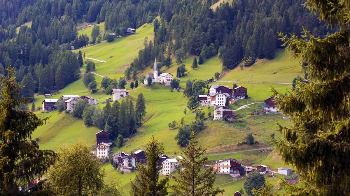 Trauma cranico per uno studente durante il campo scuola in montagna - scuole di montagna