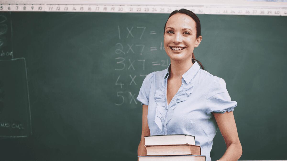 Decreto Scuola: nuove opportunità per i laureati in Scienze dell’Educazione nella fascia 0-6 anni - MIM: selezione di Docenti e ATA per il Gruppo di supporto al PNRR