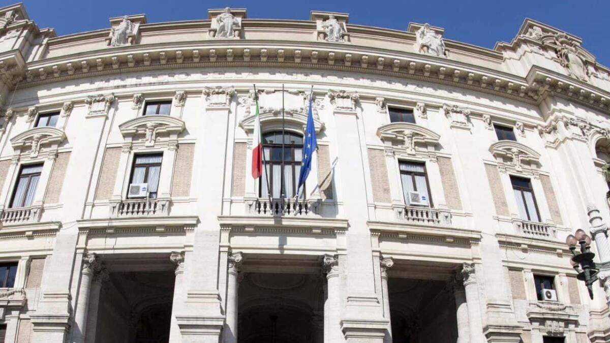 Proroga supplenze ATA fino al 30 giugno: il MIM pubblica la nota ufficiale - Sede del MiM a Roma