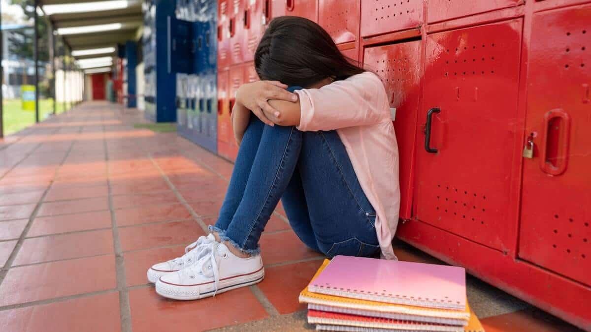 Stalking in una scuola abbruzzese: cinque ragazze indagate per bullismo - Bullismo