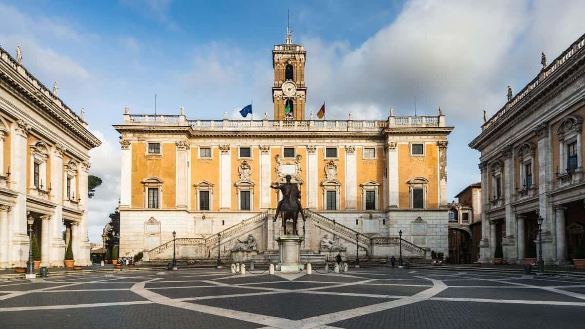 Roma Capitale: pubblicati i bandi per 808 posti di lavoro, scadenza il 4 giugno 2025 - Il Campidoglio di Roma