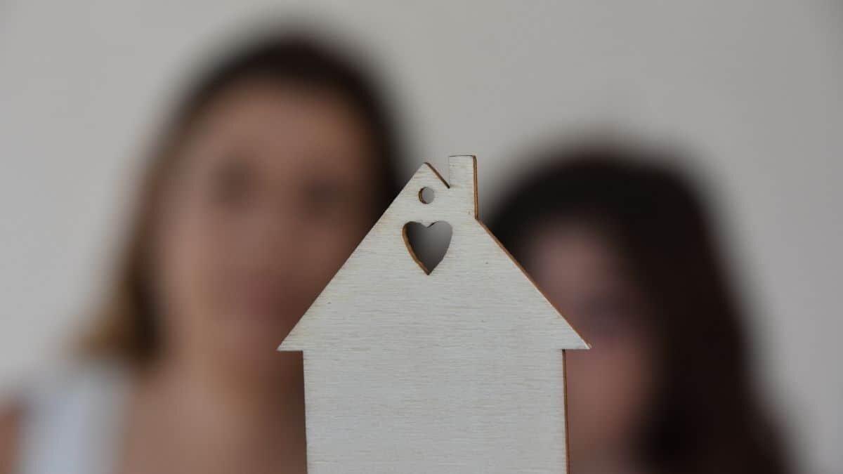 Famiglie monogenitoriali in crescita in Italia: il ruolo 'complesso' delle madri single - #image_title
