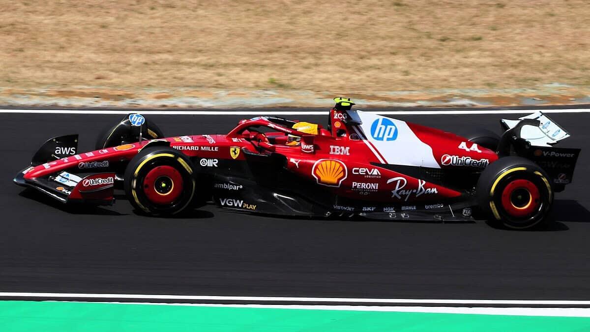 ll pilota Ferrari Hamilton a Downing Street: 'La scuola ha fallito con me, ora serve ascolto e inclusione' - Lewis Hamilton Ferrari F1 2025