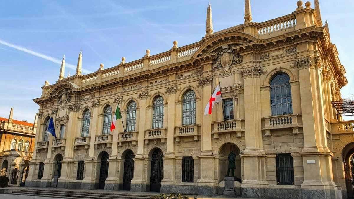 Politecnico di Milano, allarme in un laboratorio: evacuato per rischio esplosione - Politecnico di Milano