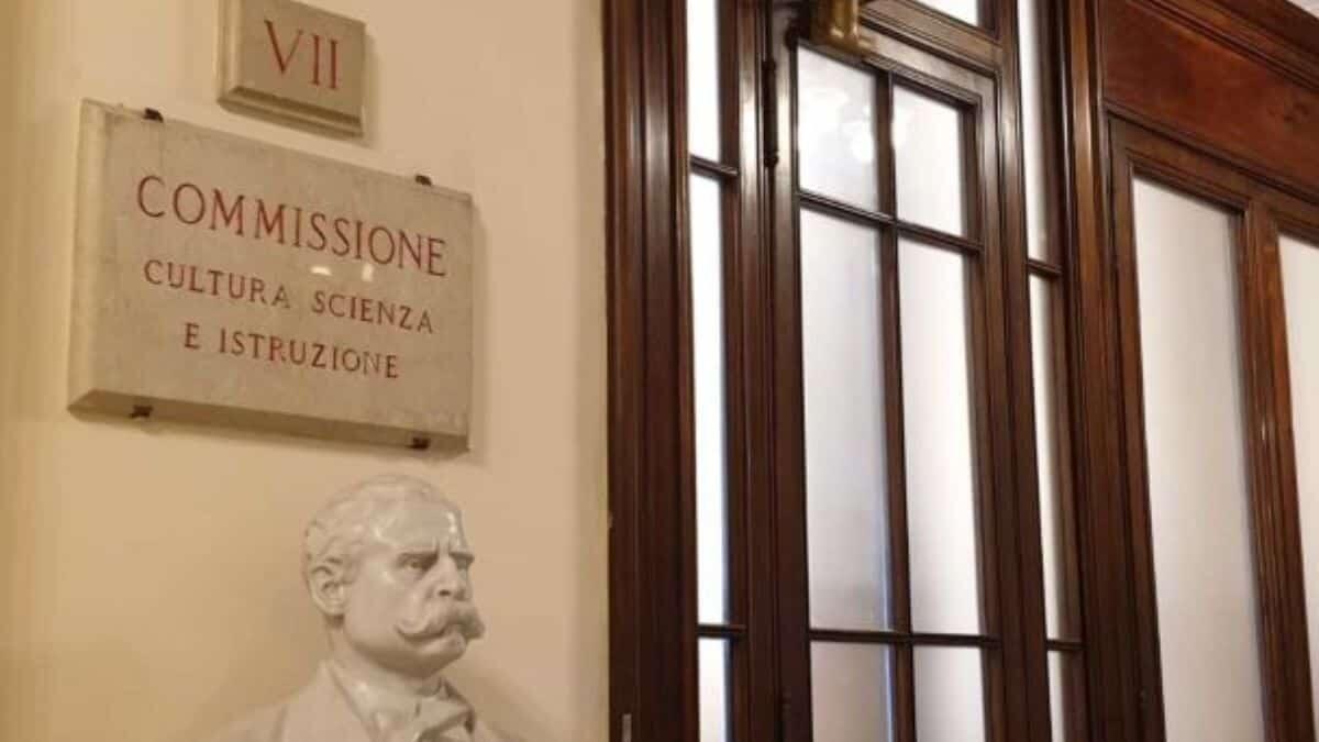 Reclutamento docenti: al via al Senato l'esame del DDL Bucalo sul 'doppio canale' di reclutamento [TESTO] - Commissione Cultura Senato