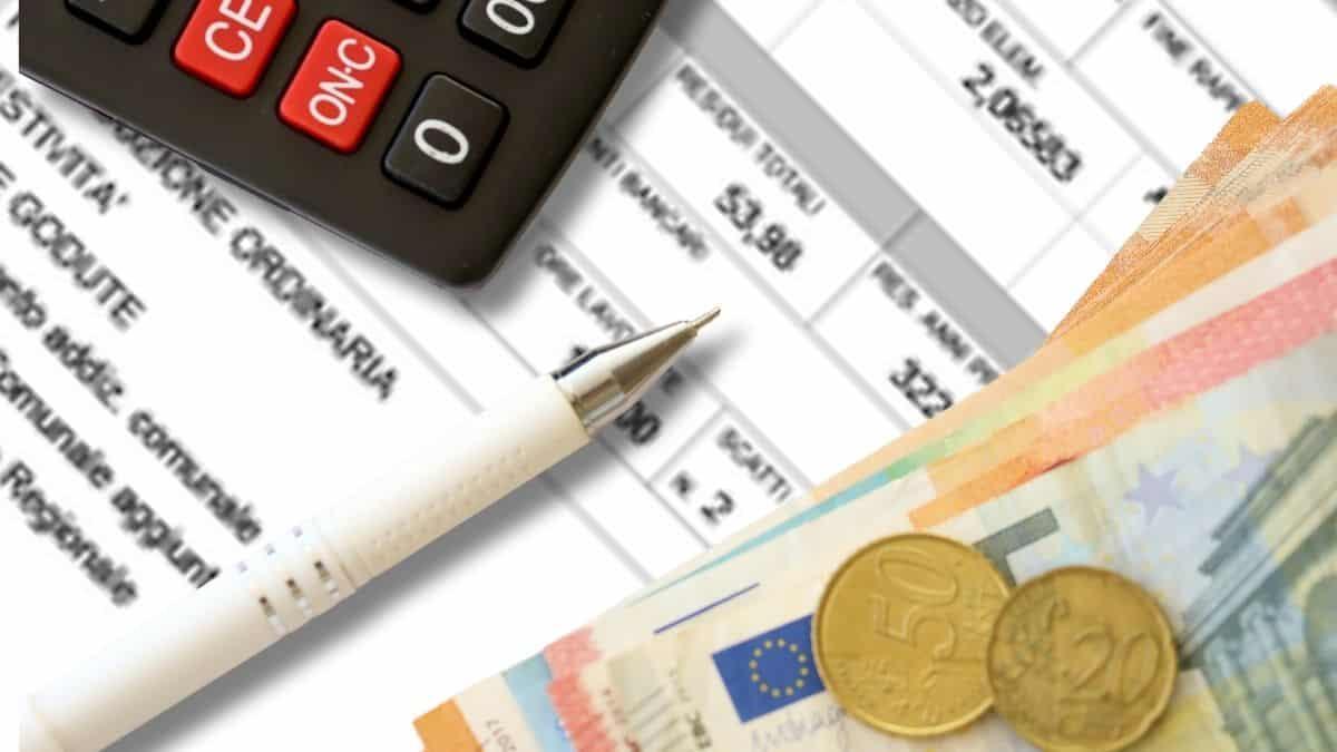 Lavorare durante la festa del 2 Giugno: cosa spetta in busta paga [Esempi di calcolo] - Compensi per festività goduta