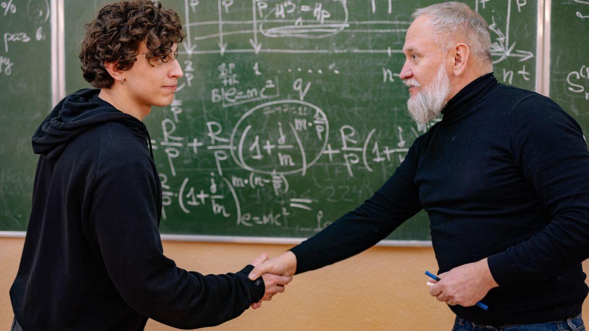 Relazioni educative e crescita personale: l’eredità invisibile degli insegnanti - Relazioni educative