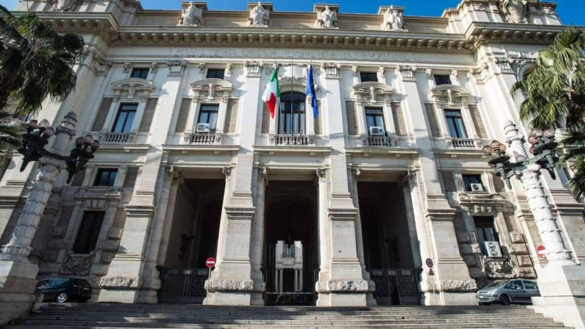 Piano Scuola 2025/27: più diritto allo studio, inclusione e contrasto alla dispersione - Ministero dellIstruzione e del Merito