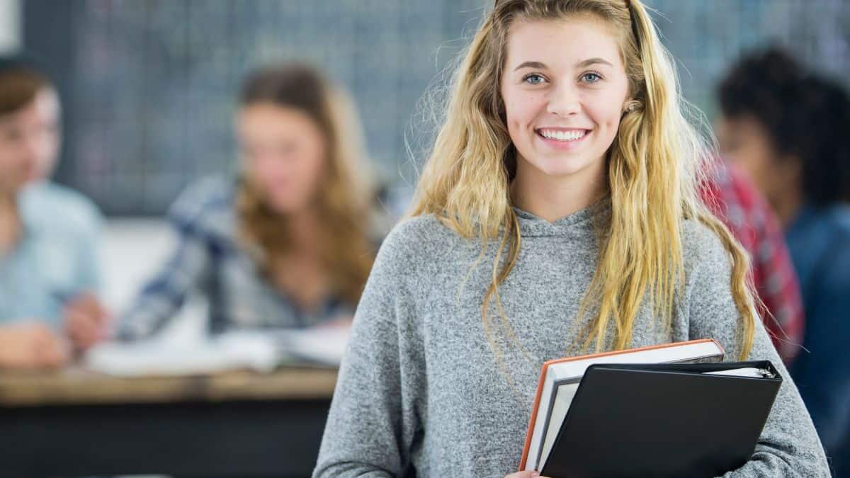 Laureati in Scienze dell'Educazione: soluzione per 400 titoli non abilitanti - Nuovo Corso di Laurea Magistrale in comunicazione sociale