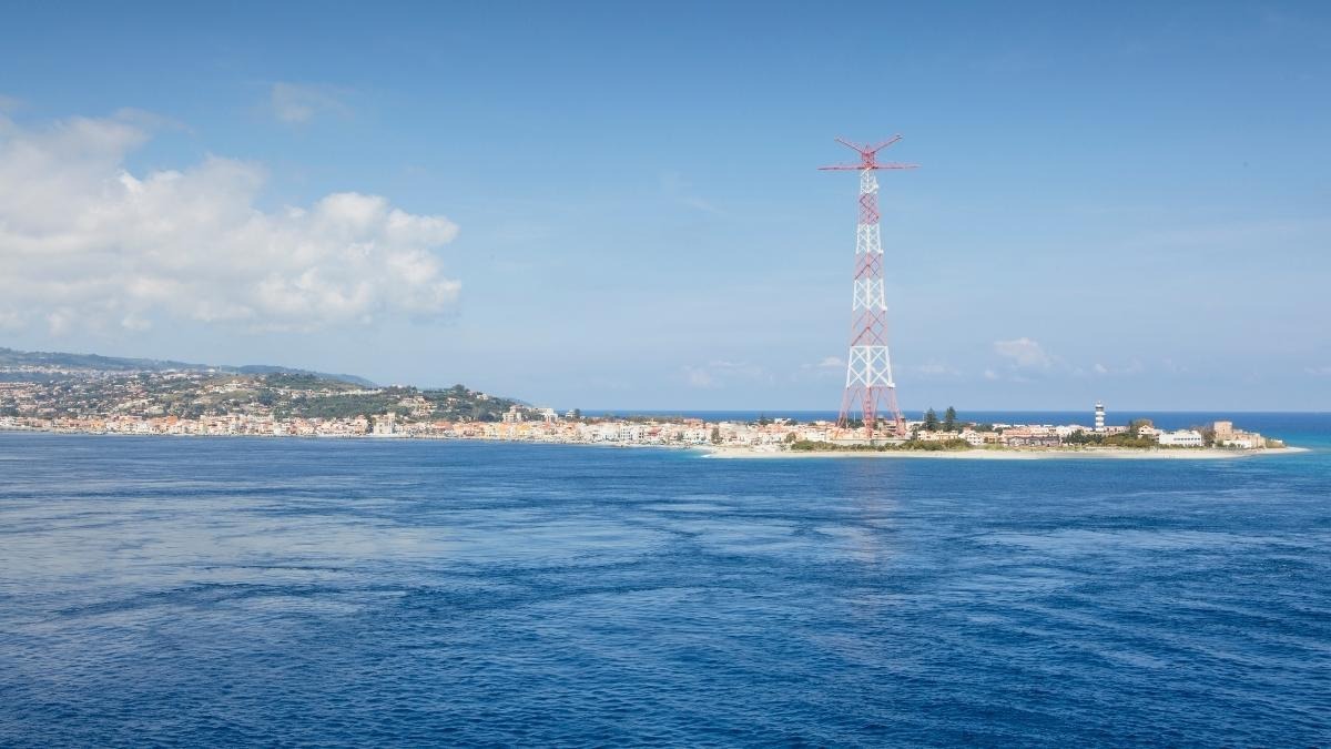 Ponte sullo Stretto, il Cipess dice SI: cantieri a settembre, ma c'è il NO degli Enti locali - Stretto di Messina