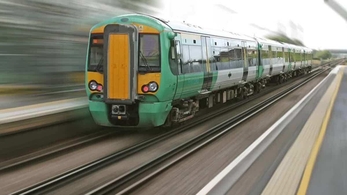 Assegnazioni provvisorie 2025/26: precedenze nelle domande interprovinciali - Mobilità spostamenti in treno