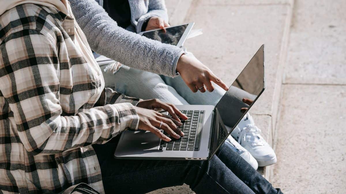 Digitale escluso: 7 milioni di italiani fuori rete - portfolio digitale