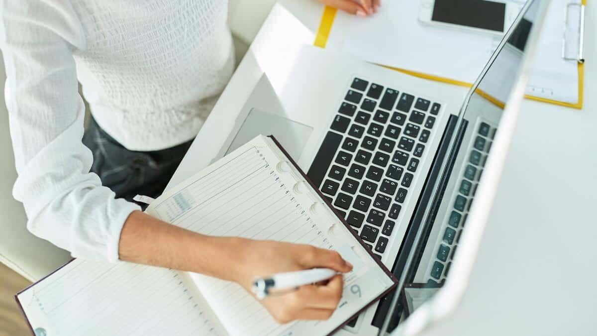 Semplificazione scolastica: Anief contro la burocrazia - Operatori esperti di segreteria