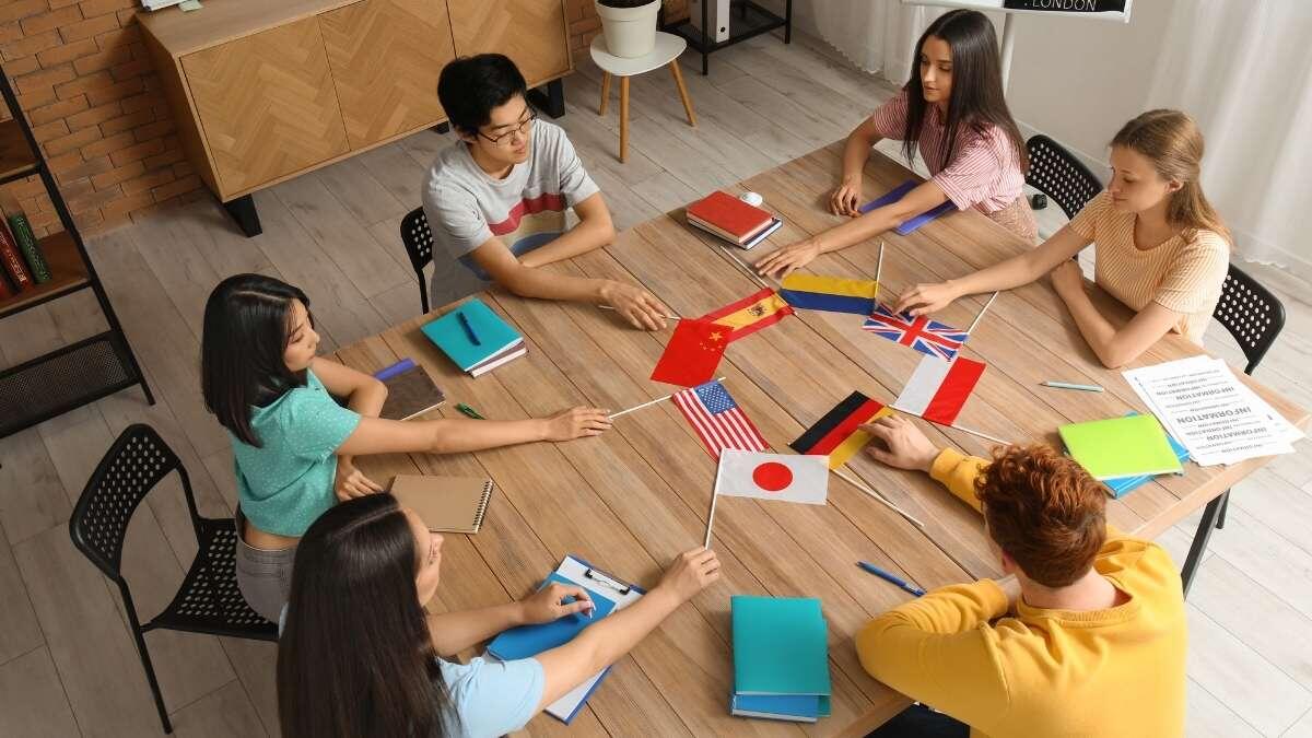 Mestre, due italiani su 61 alunni: esplode la polemica - Integrazione scolastica