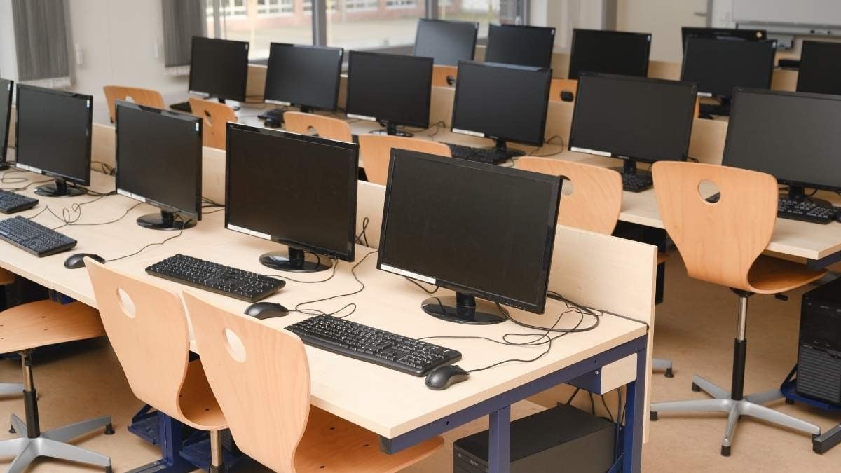 Concorsi scuola 2025: proroga per il censimento delle aule informatizzate [Nota] - Aula informatizzata