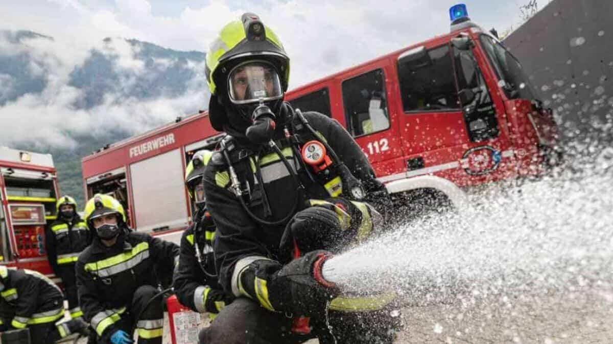 Concorso Vigili del Fuoco sanitari: 33 posti per medici, scadenza 21/11 Concorso Vigili del Fuoco sanitari: 33 posti per medici, scadenza 21/11
