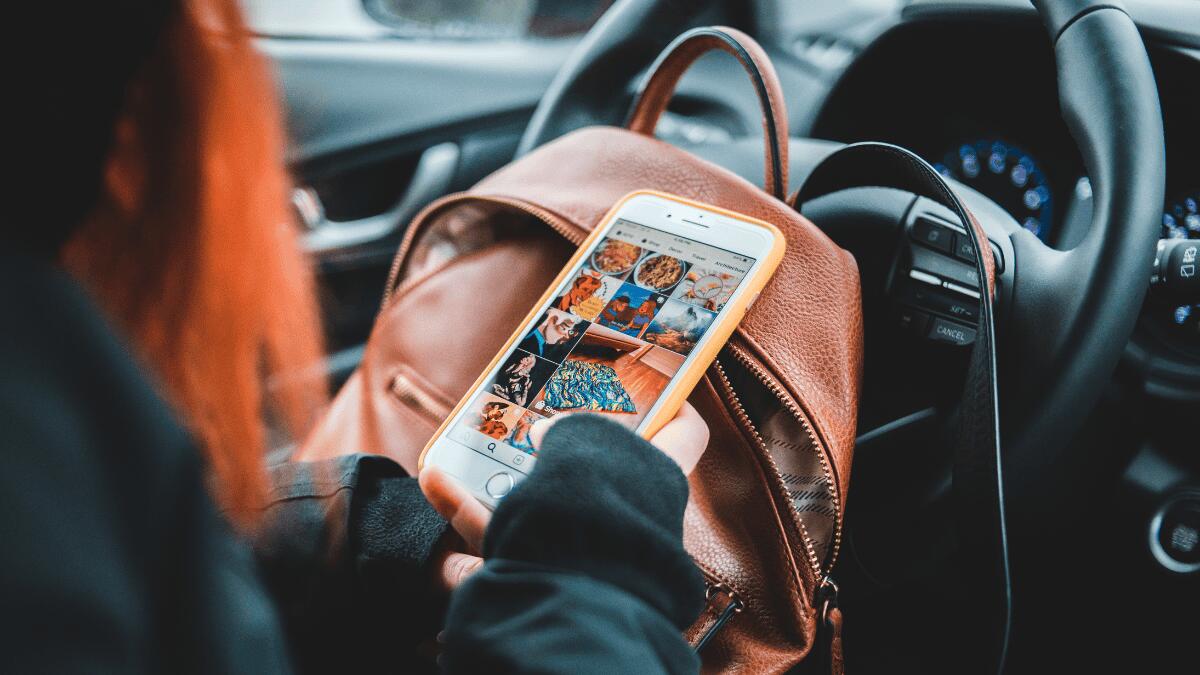 Accesso ai social vietato sotto i 15 anni: il Garante invita a riflettere - profili social