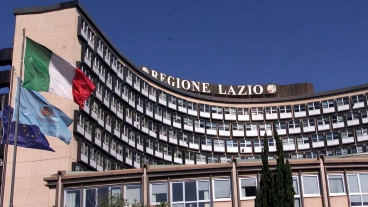 Disabilità: fondi della Regione Lazio per scuole paritarie - La sede della Regione Lazio