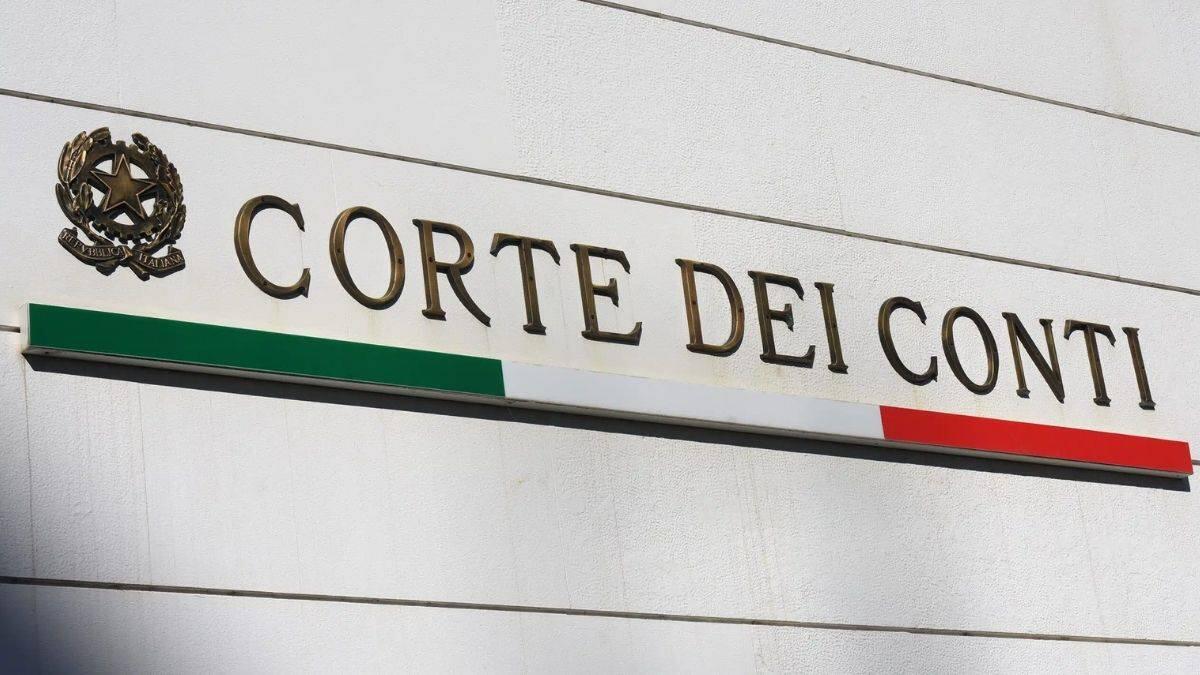 Insegnante senza diploma: Corte dei Conti le impone un risarcimento record al MiM - Corte dei Conti