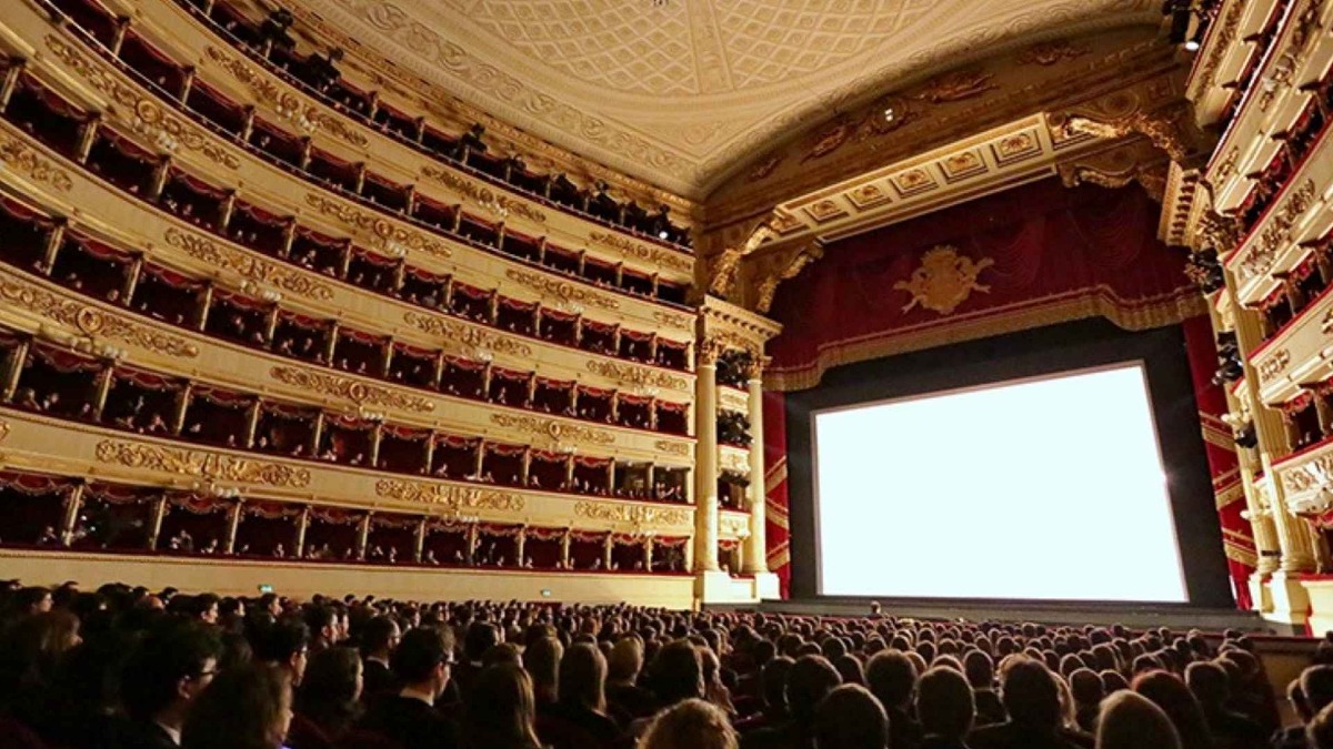 Prima della Scala: tensioni e proteste dei sindacati - Teatro La Scala di Milano