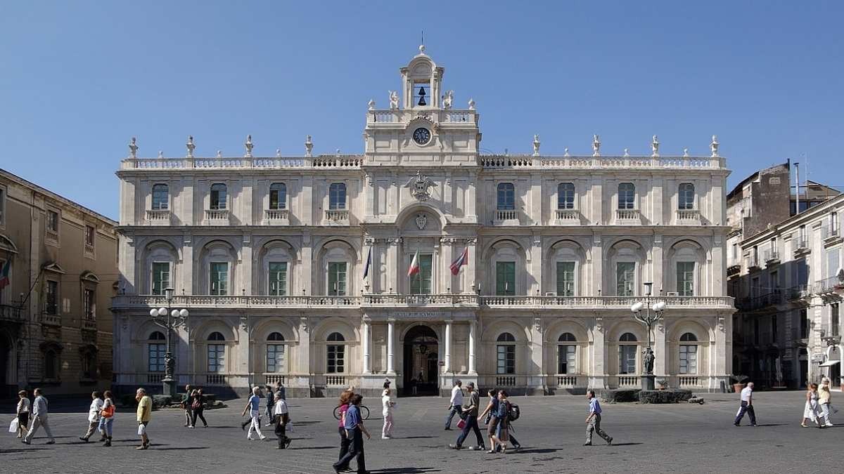 Medicina a Catania: boom di idonei ed eccellenze in classifica, i prossimi step - Piazza Università a Catania
