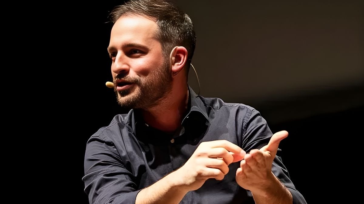 Registro elettronico, l'opinione di Filippo Caccamo: 'Si tratta del male assoluto' - Filippo Caccamo