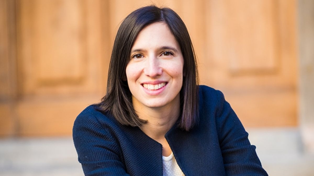 Tagli alla scuola pubblica: la critica di Elly Schlein - Elly Schlein