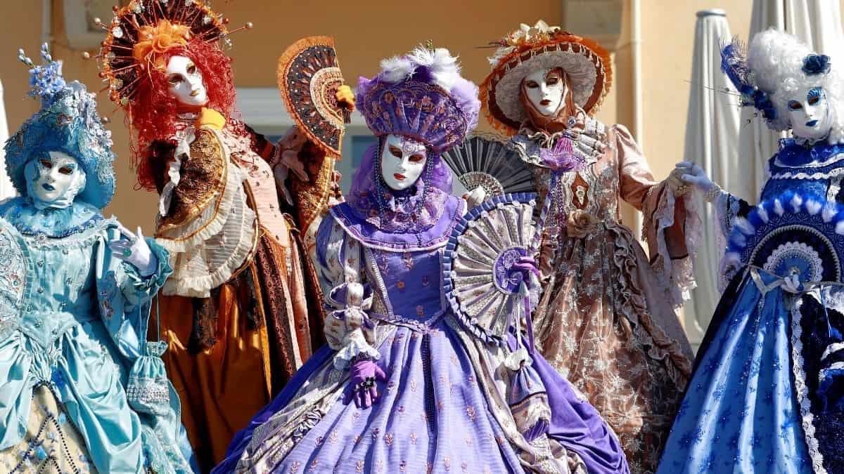 Vacanze di Carnevale 2026: date ufficiali e calendario stop scuole - Maschere di Carnevale