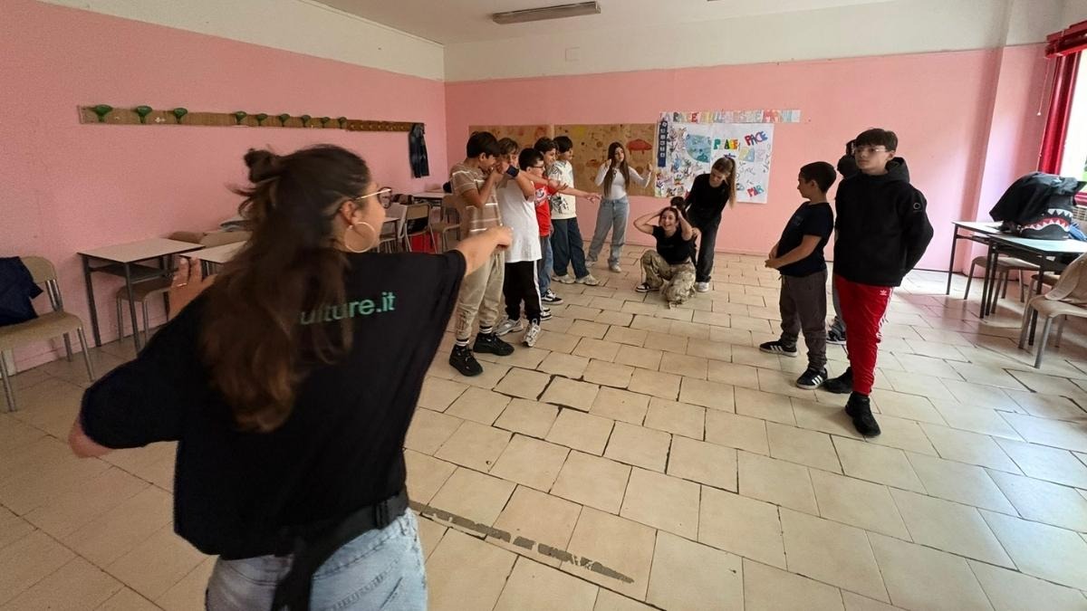 Napoli Est, il teatro entra nelle scuole con laboratori - Levante Teatro ad Est Napoli