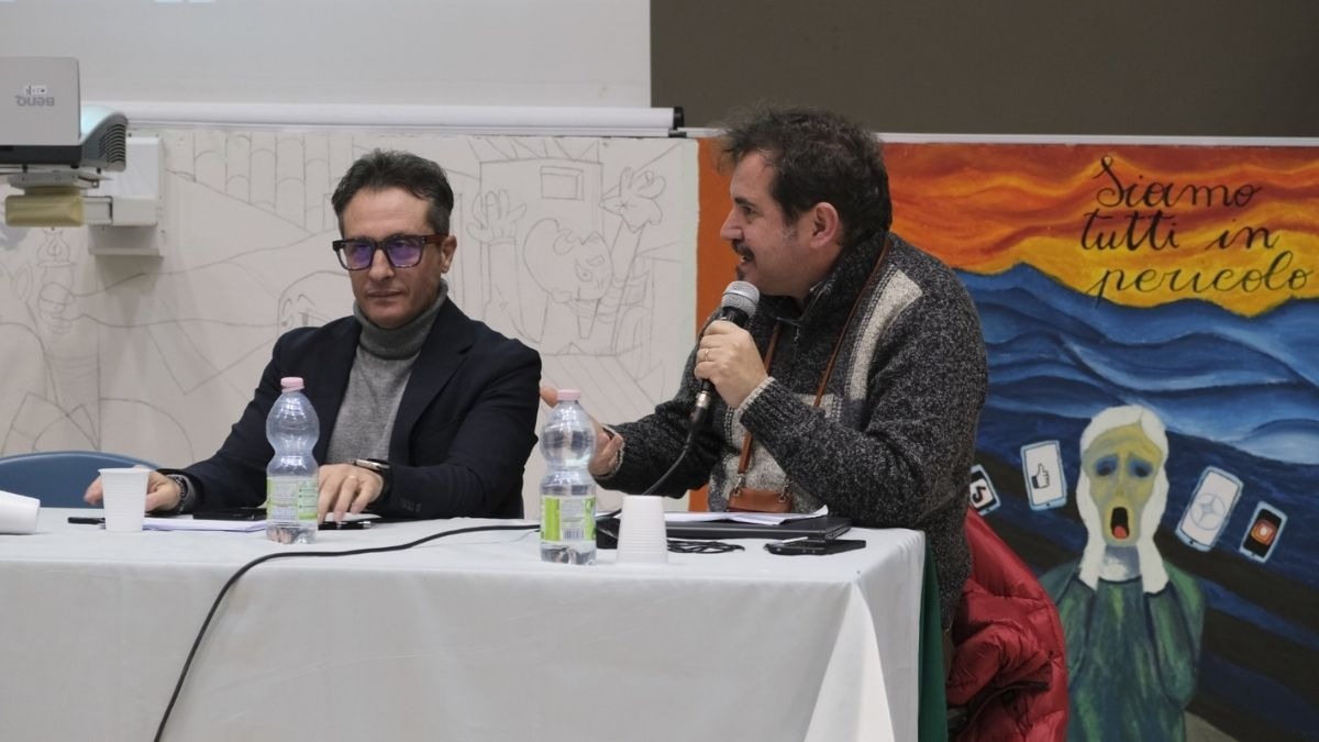 Legalità fiscale e diritti umani al Liceo Satriani di Mesoraca (KR) - CNDDU