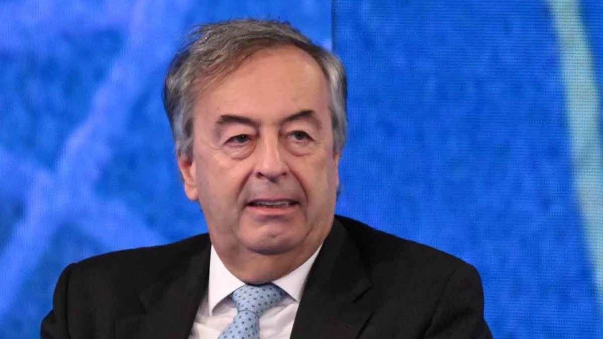 Roberto Burioni e i vaccini mRNA: ecco perché i dati confermano la sicurezza delle somministrazioni - Roberto Burioni