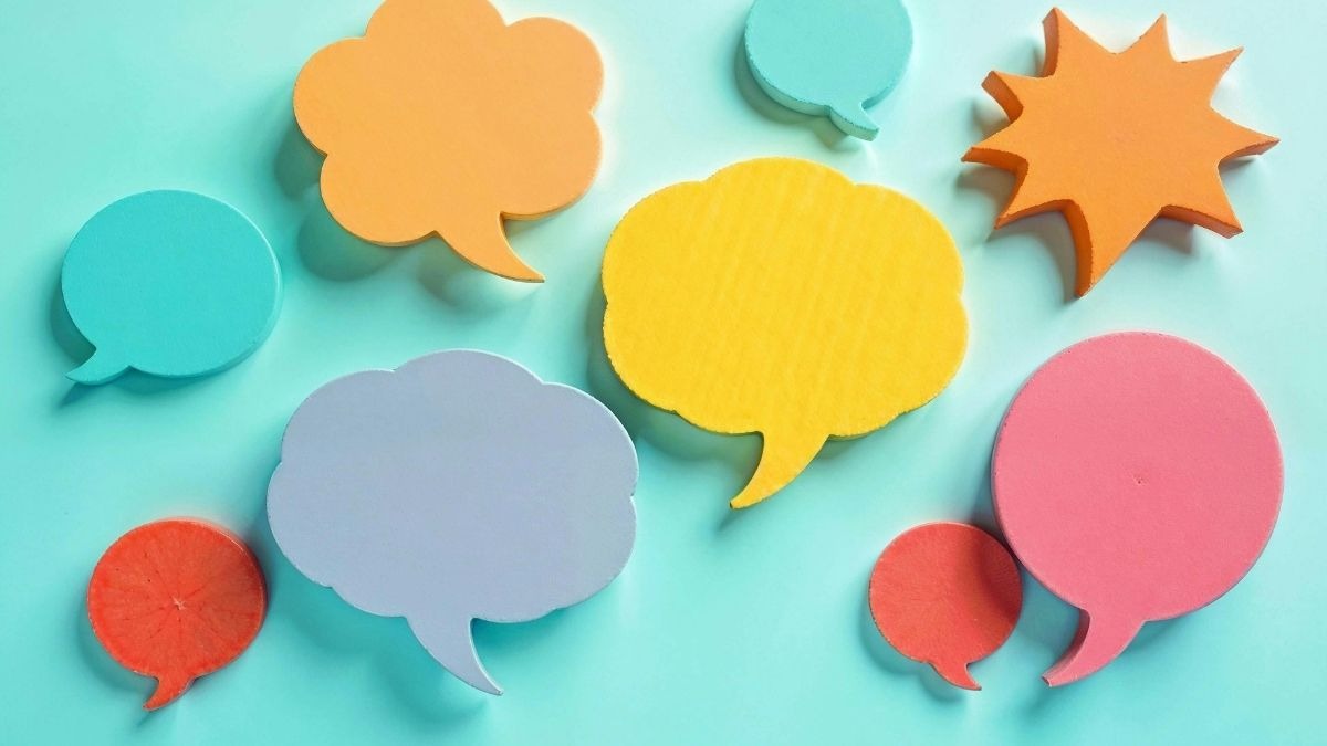 Diffamazione nelle chat di classe: quali sono le conseguenze dei messaggi offensivi tra genitori - 